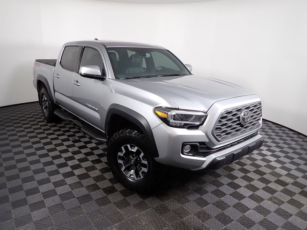Used 2023 Toyota Tacoma TRD Off-Road w/ TRD Premium Off Road Package image 7