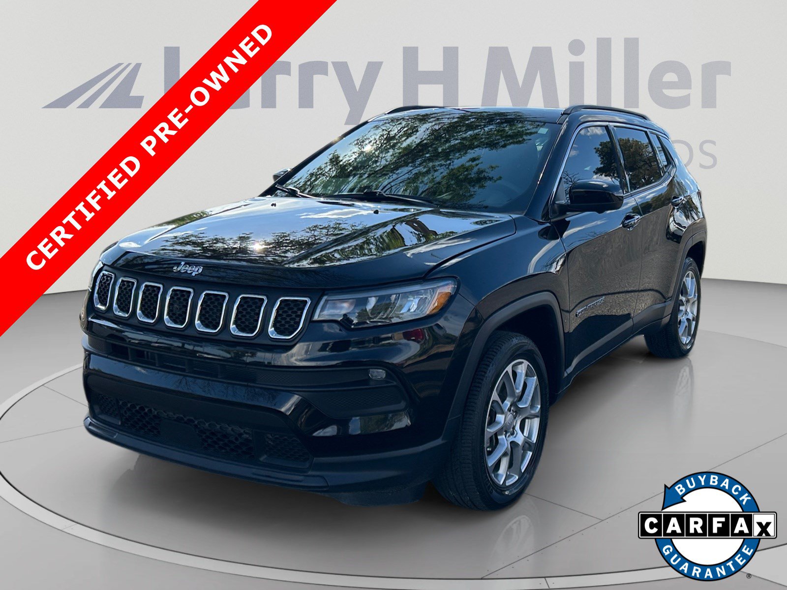 Used 2023 Jeep Compass Latitude w/ Sun and Sound Group AWD/4WD image 1