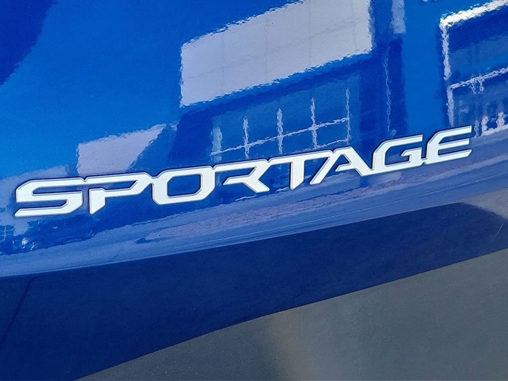 Used 2023 Kia Sportage EX image 38