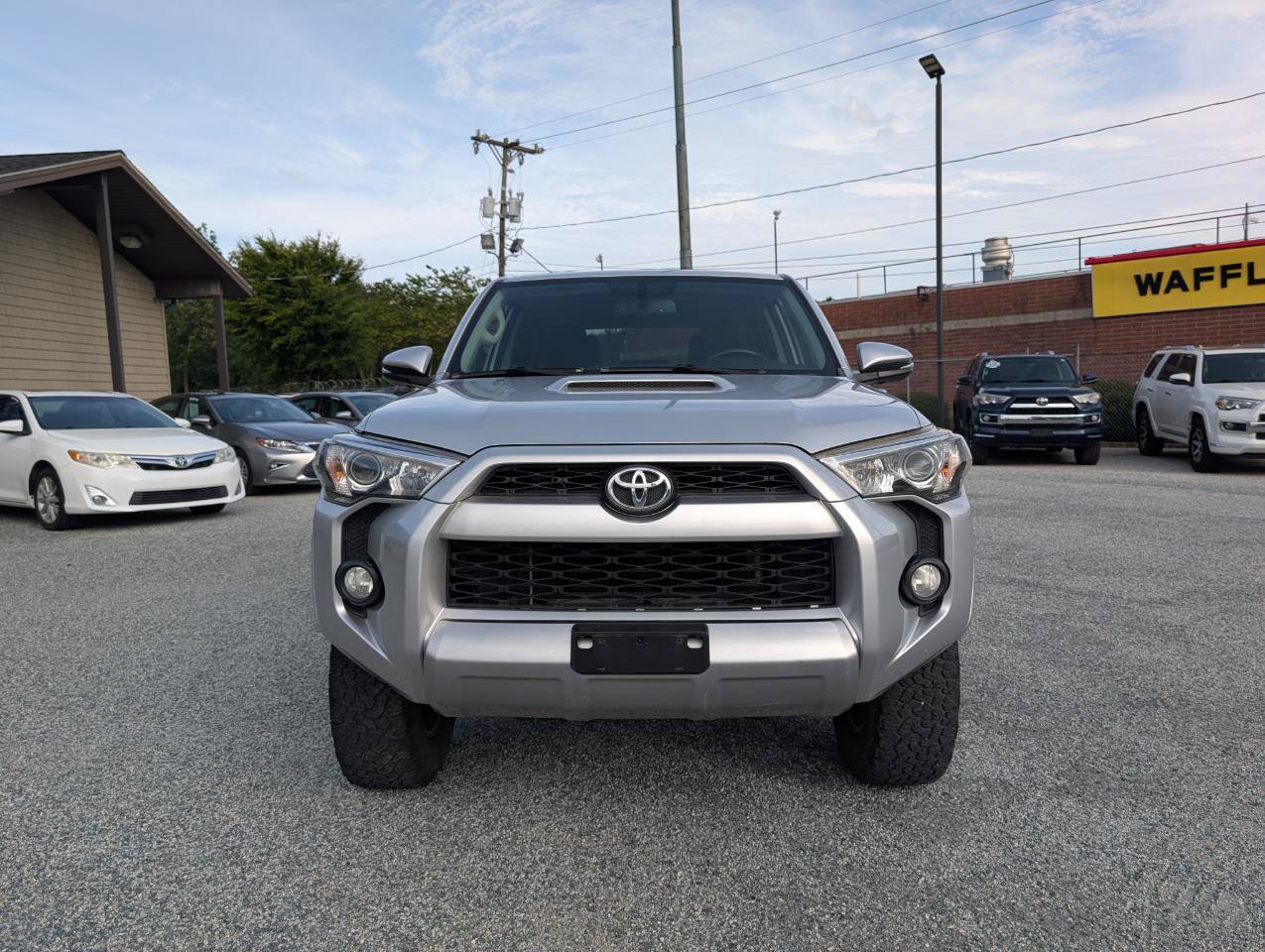 Used 2015 Toyota 4Runner Trail Premium AWD/4WD image 2
