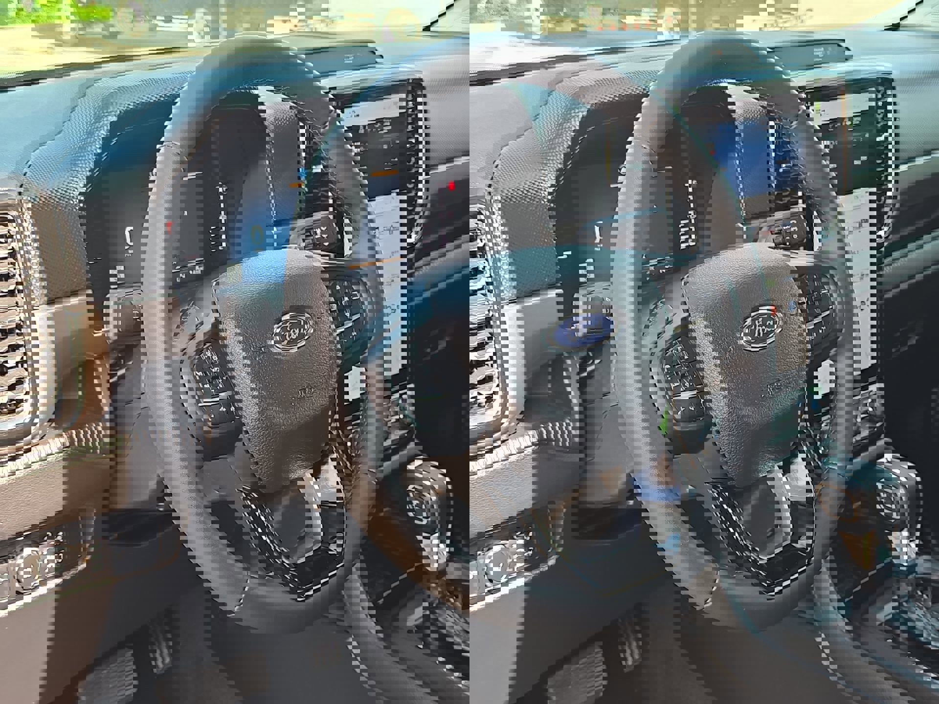 Used 2024 Ford Ranger XLT w/ Technology Package image 14