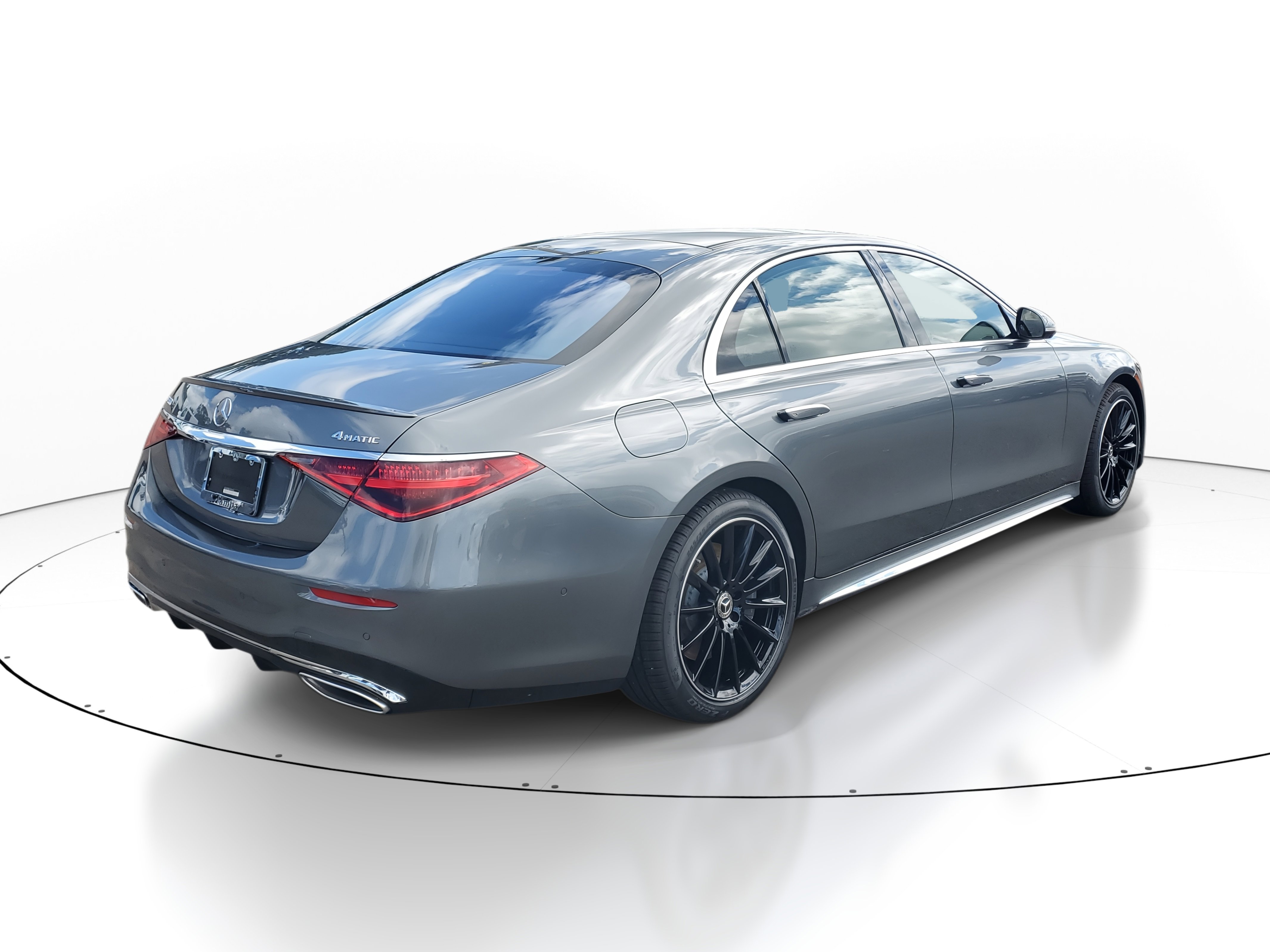New 2026 Mercedes-Benz S 580 4MATIC Sedan image 4