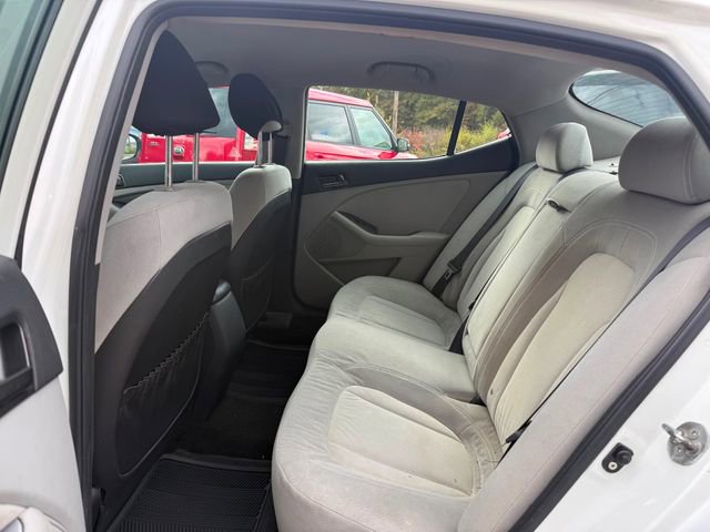 Used 2011 Kia Optima LX image 8