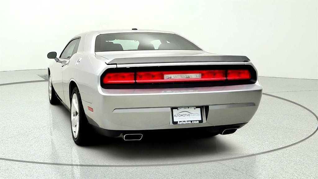 Used 2013 Dodge Challenger SXT w/ Super Sport Group RWD image 6