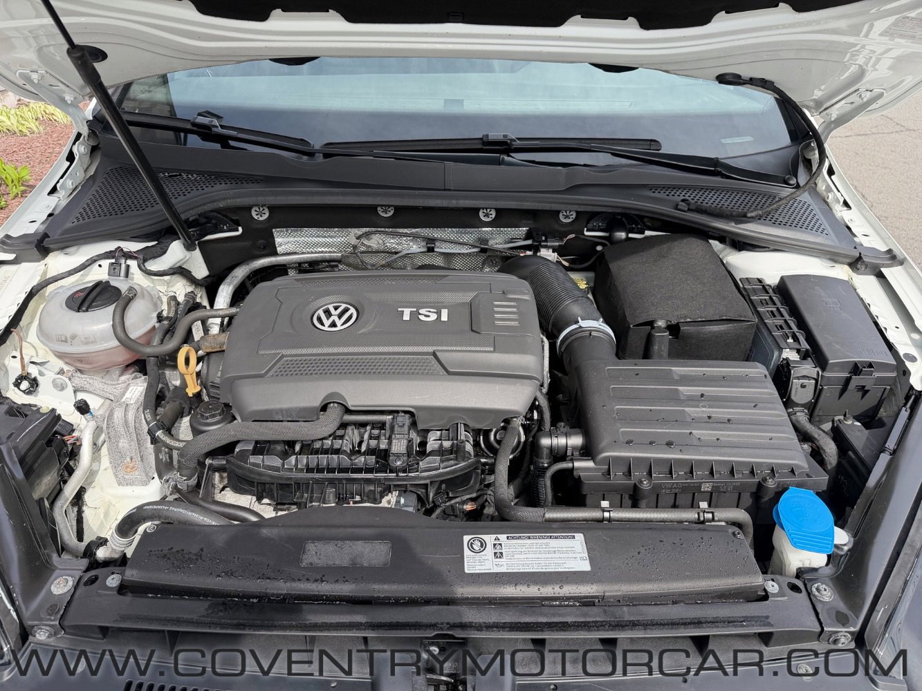 Used 2017 Volkswagen GTI SE FWD image 15