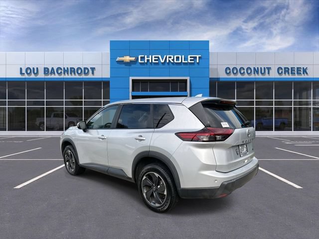 Used 2024 Nissan Rogue SV FWD image 6