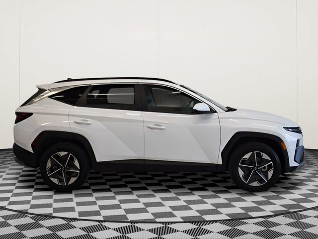 Used 2025 Hyundai Tucson SEL AWD/4WD image 2