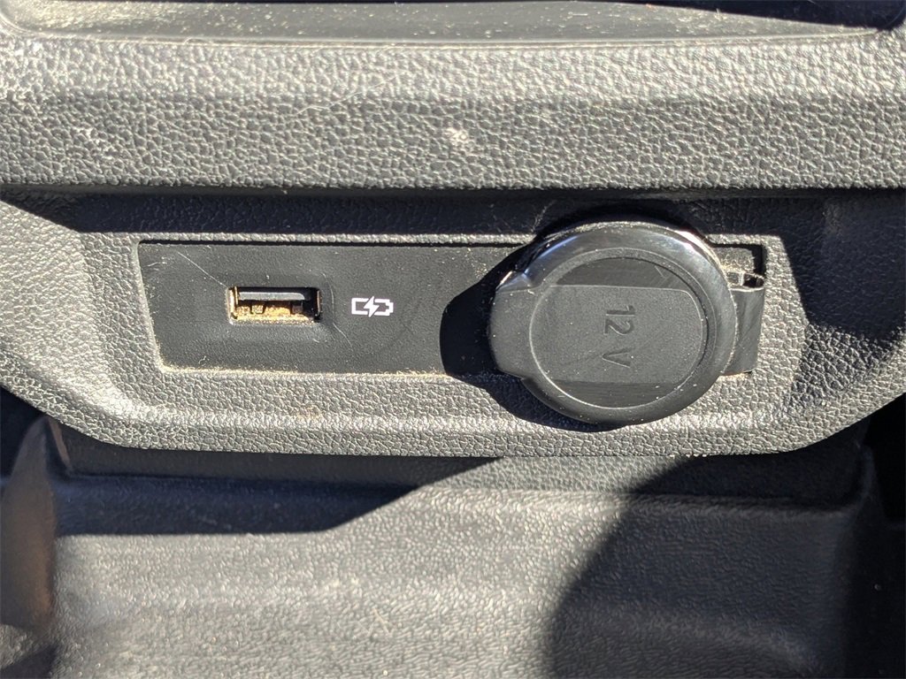 Used 2020 Volkswagen Tiguan SEL image 15