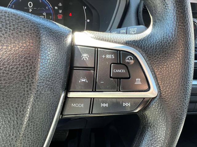 Certified 2025 Toyota Grand Highlander FWD image 22