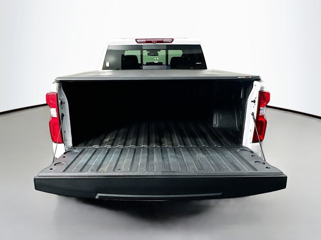 Used 2022 Chevrolet Silverado 1500 High Country w/ High Country Premium Package AWD/4WD image 29