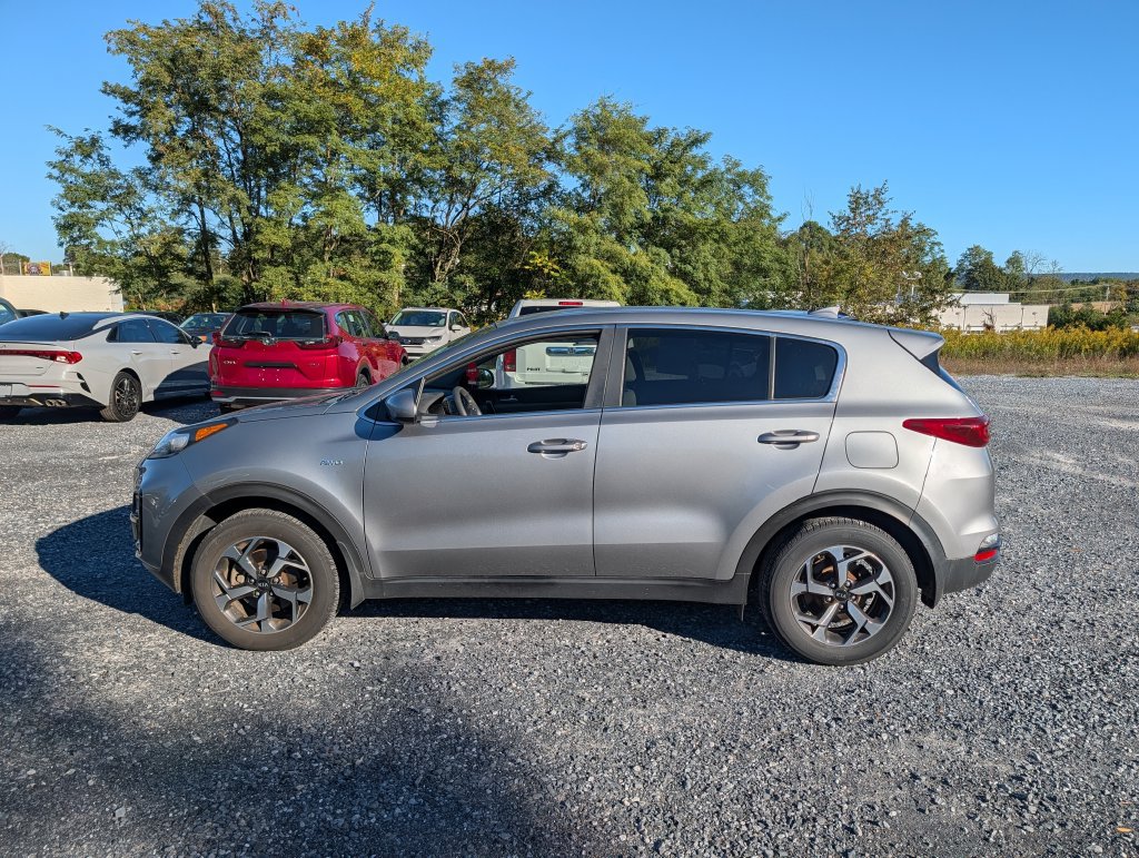 Used 2021 Kia Sportage LX AWD/4WD image 9