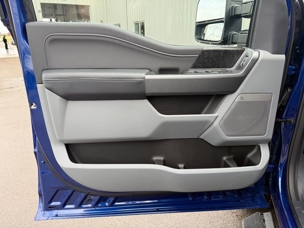 New 2026 Ford F250 XLT w/ XLT Premium Package image 8