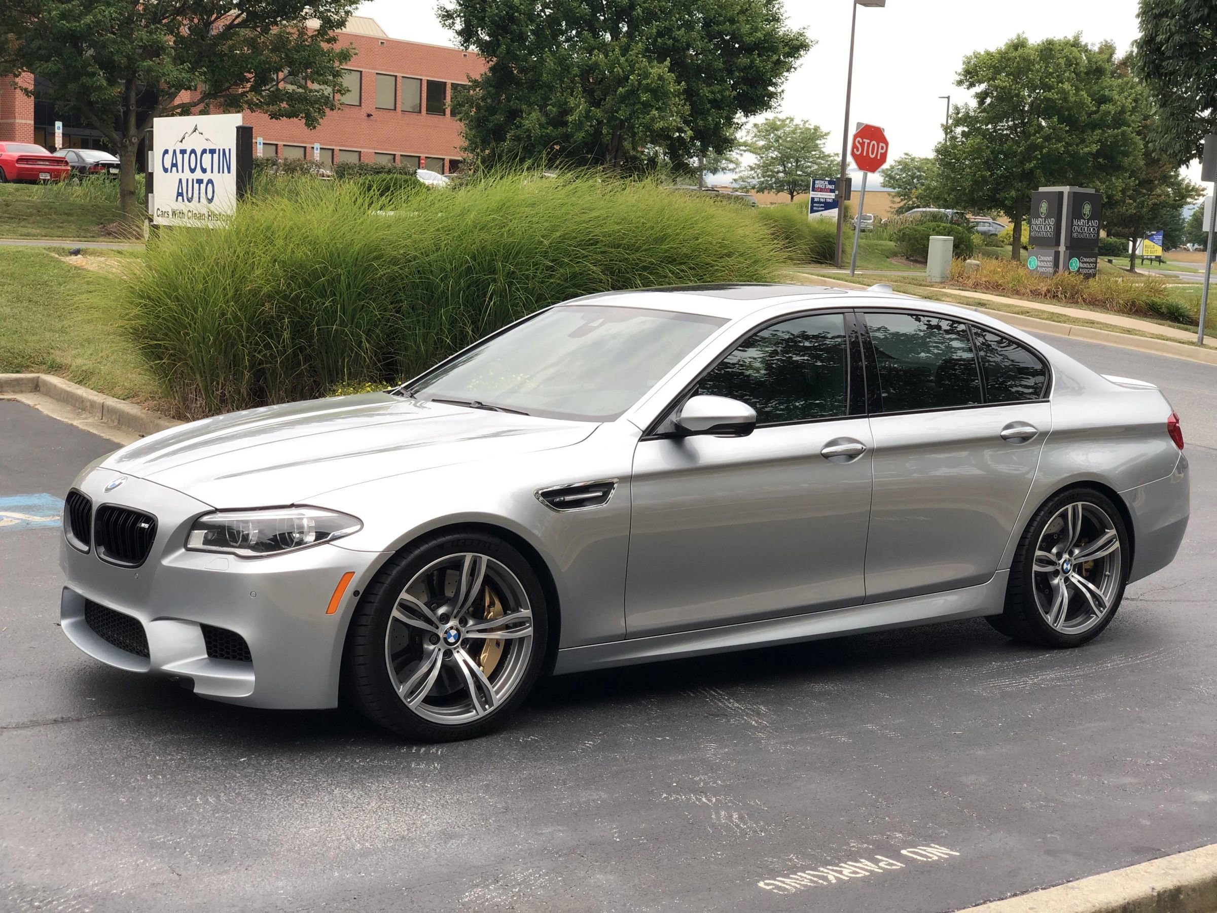Used 2016 BMW M5 image 14