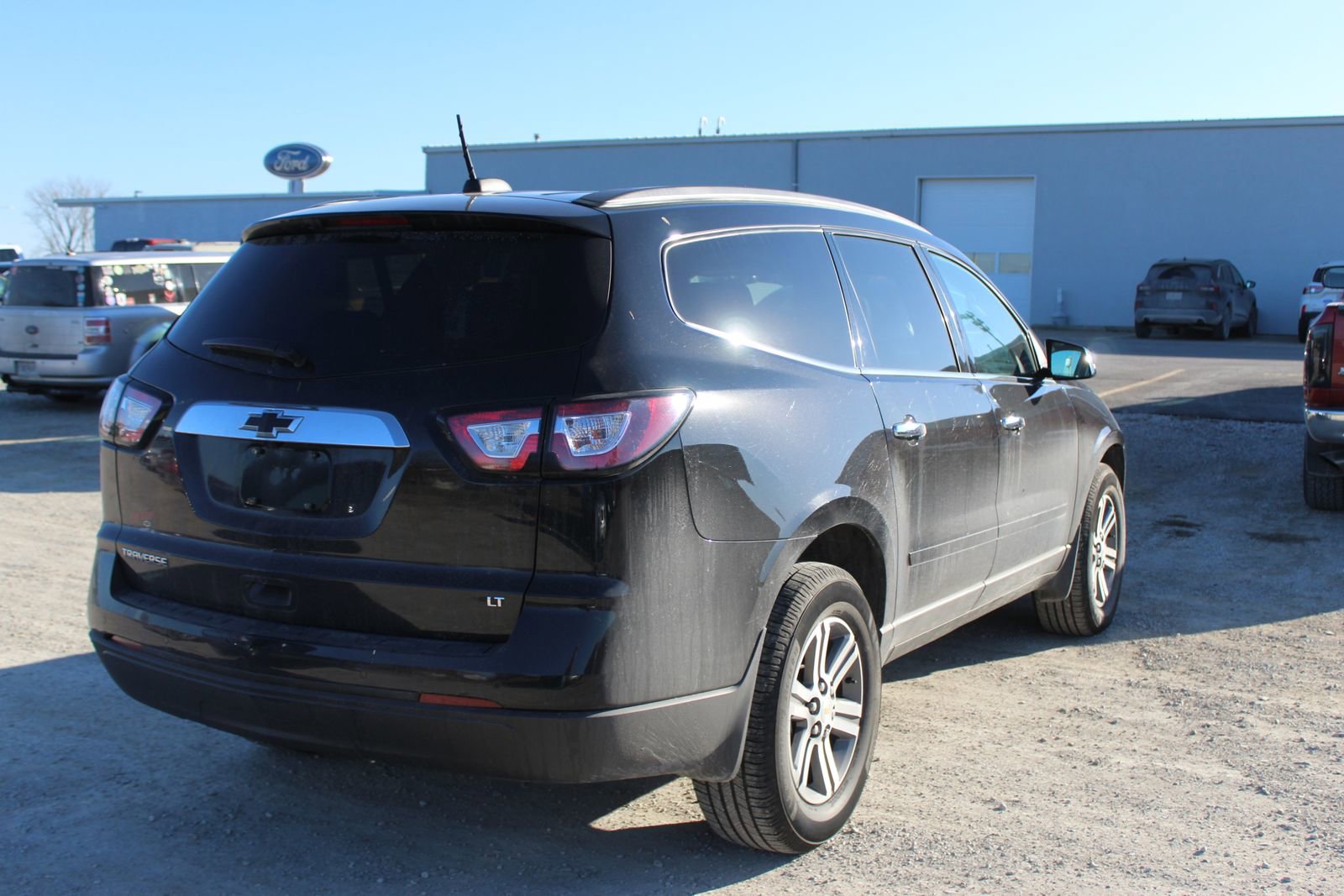 Used 2017 Chevrolet Traverse LT image 7