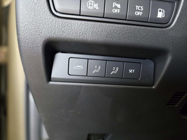 Certified 2025 MAZDA CX-70 Plug-In Hybrid w/ Premium Plus image 31