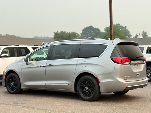 Used 2019 Chrysler Pacifica Touring-L FWD image 36