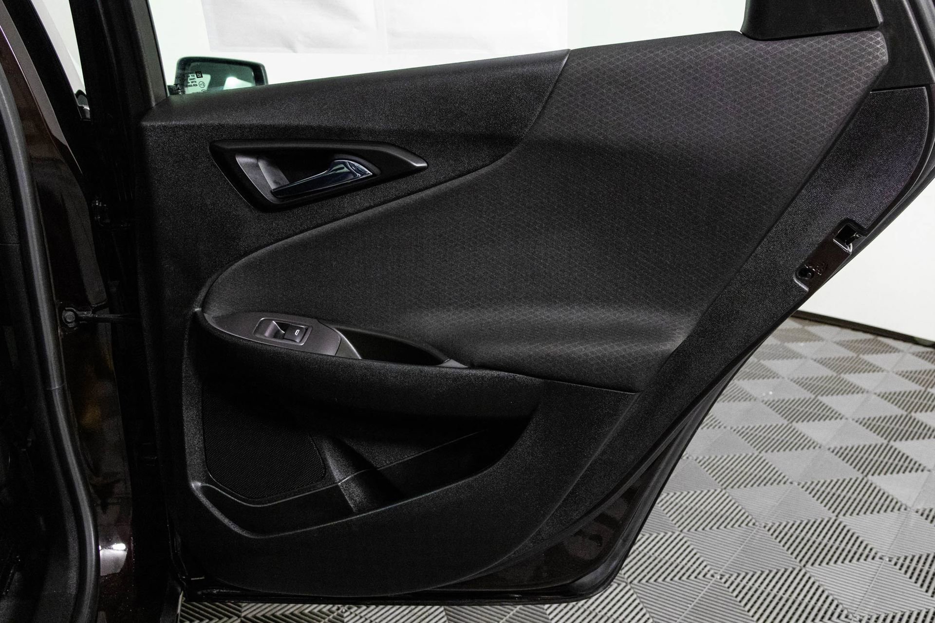 Used 2021 Chevrolet Malibu LS image 37