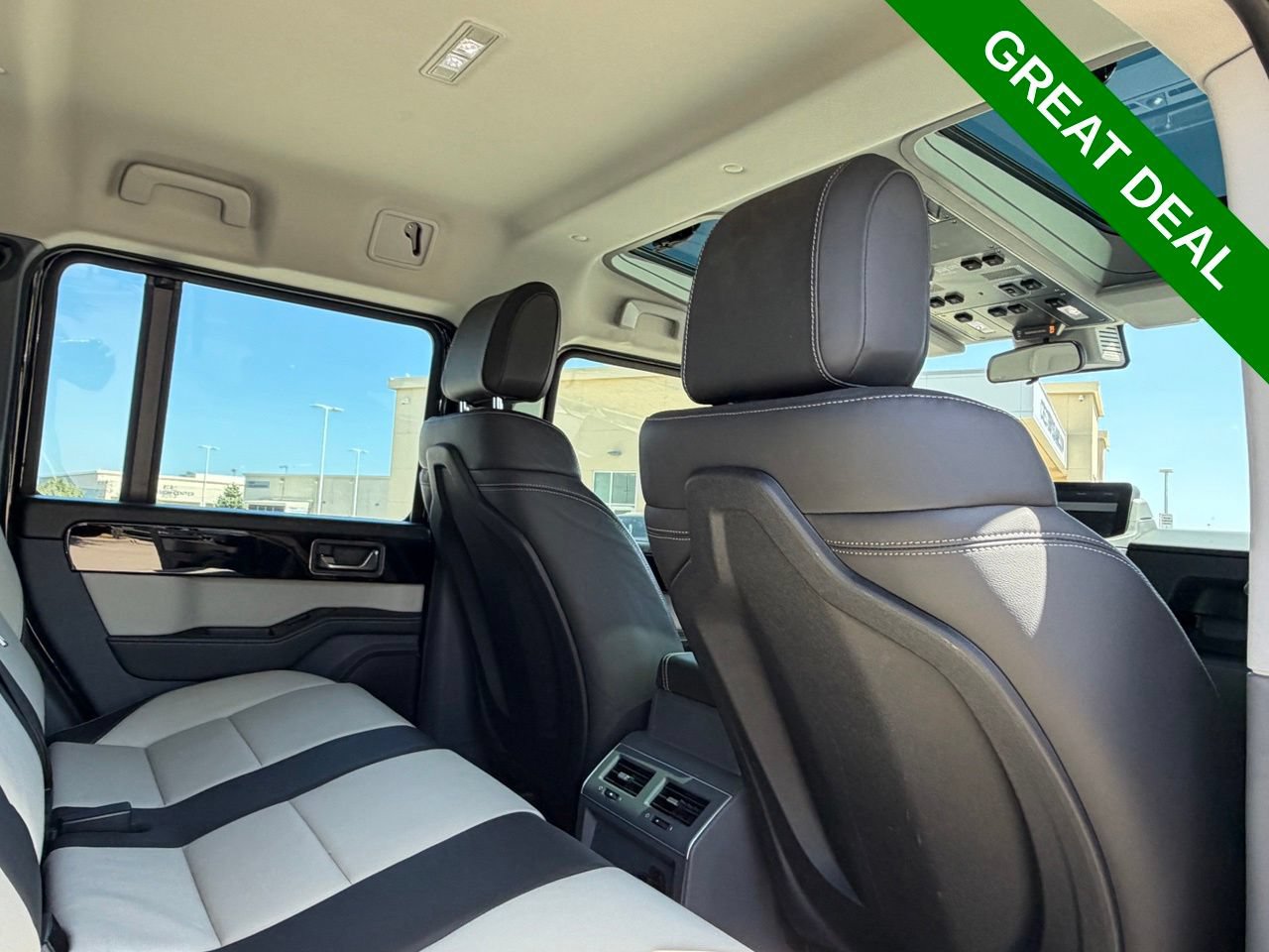 Used 2024 INEOS Grenadier Station Wagon AWD/4WD image 37