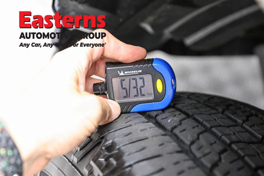 Used 2020 Toyota Tacoma SR w/ SR Convenience Package RWD image 24