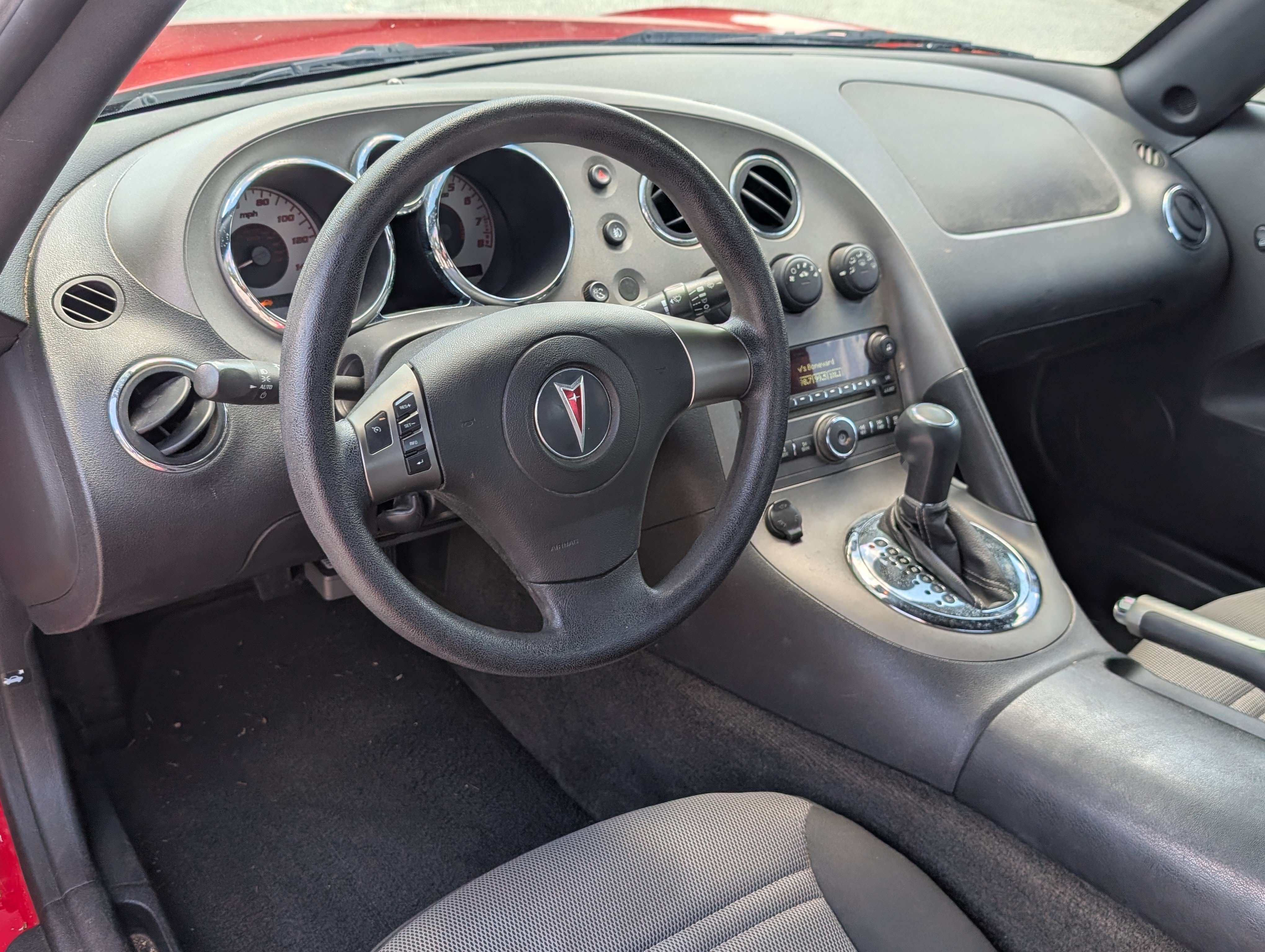 Used 2008 Pontiac Solstice Convertible w/ Preferred Package RWD image 13