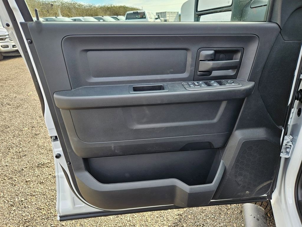 New 2026 RAM 3500 Tradesman AWD/4WD image 11