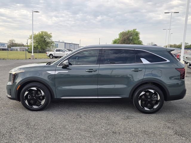 Used 2025 Kia Sorento EX image 4
