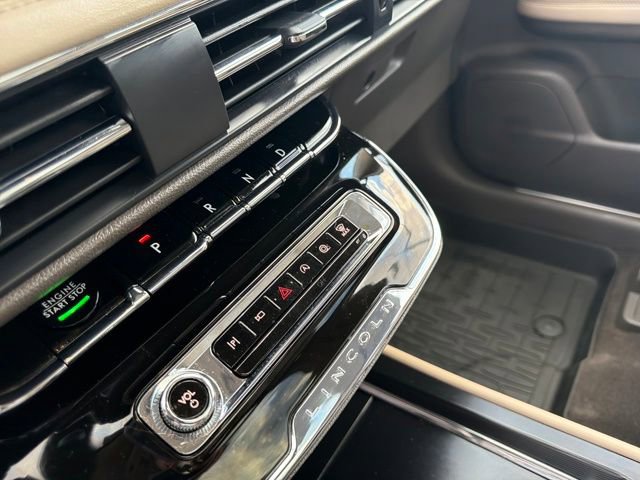 Used 2024 Lincoln Corsair AWD w/ Equipment Group 101A image 29