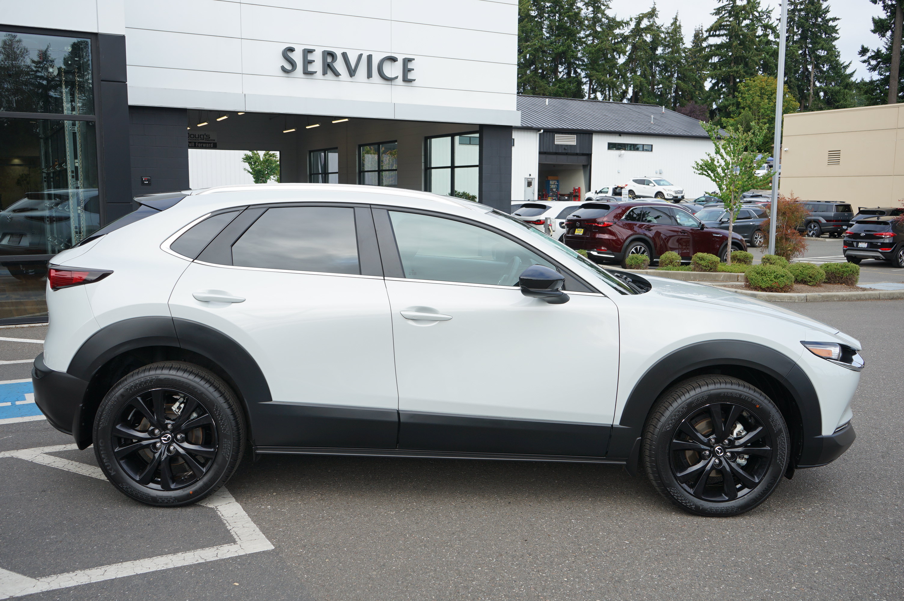 Certified 2024 MAZDA CX-30 AWD 2.5 S w/ Select Sport Pkg image 2