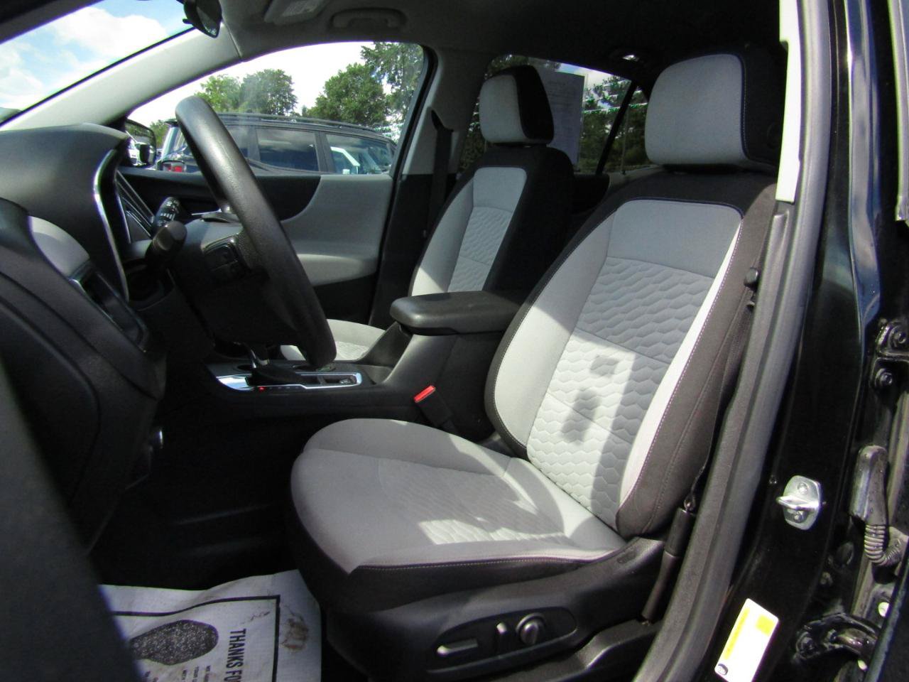Used 2020 Chevrolet Equinox LS w/ LS Convenience Package FWD image 12