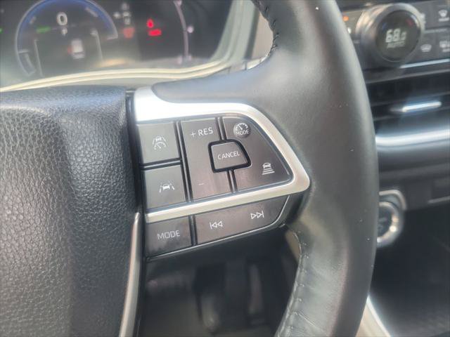 Certified 2024 Toyota Grand Highlander XLE FWD image 21