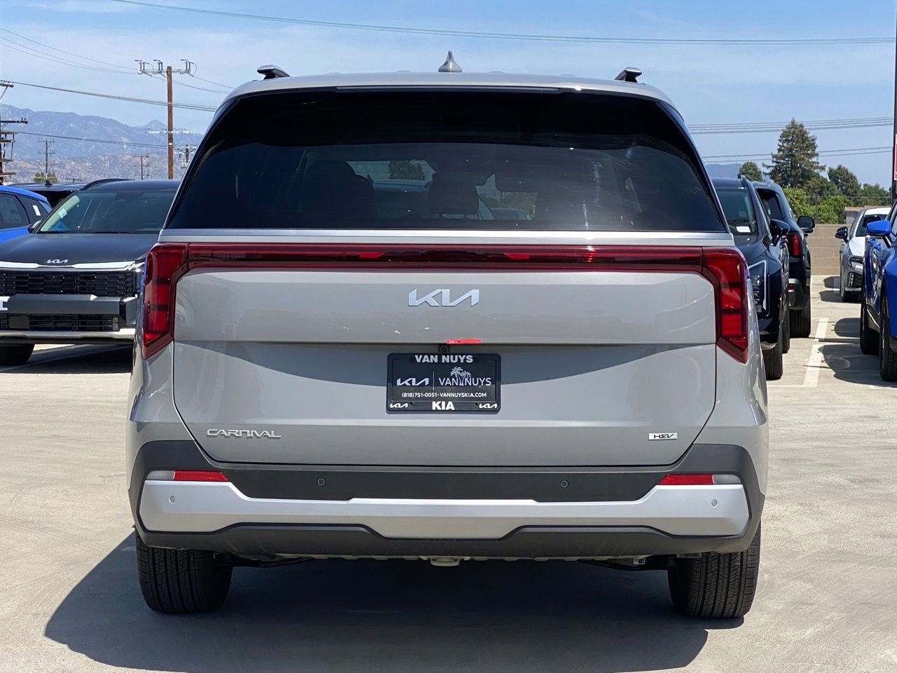 New 2026 Kia Carnival EX image 5