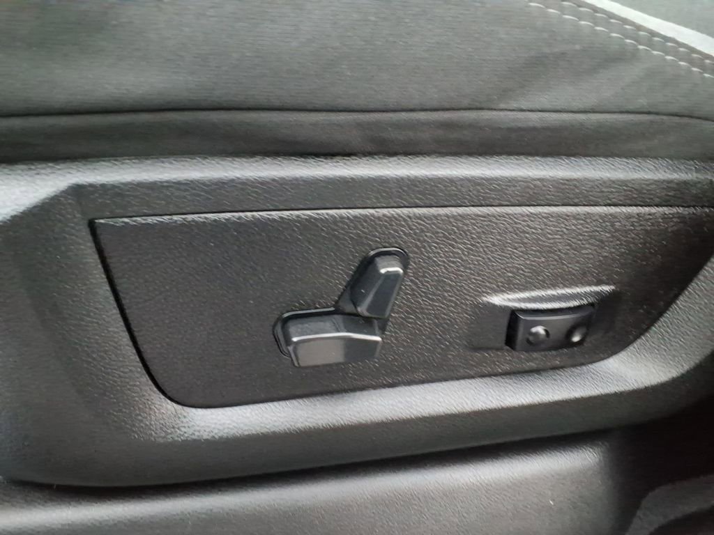 Used 2024 RAM 2500 Big Horn image 23