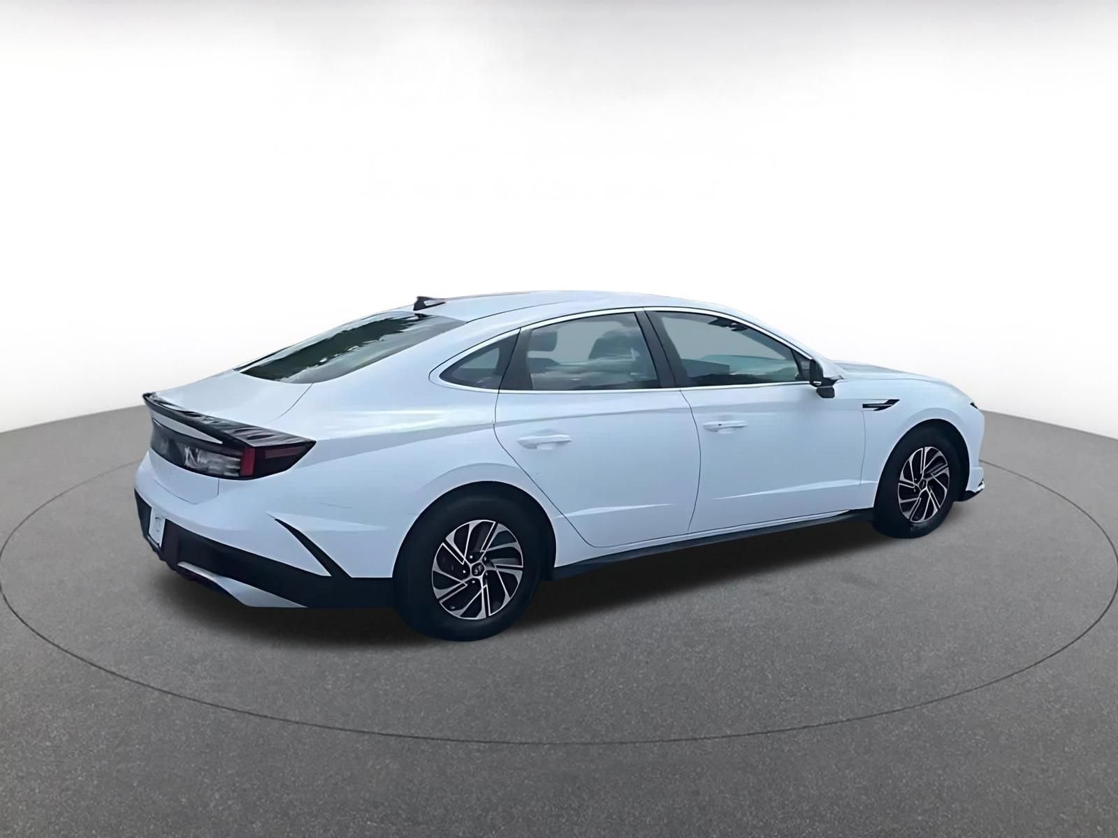 Used 2026 Hyundai Sonata Blue FWD image 15