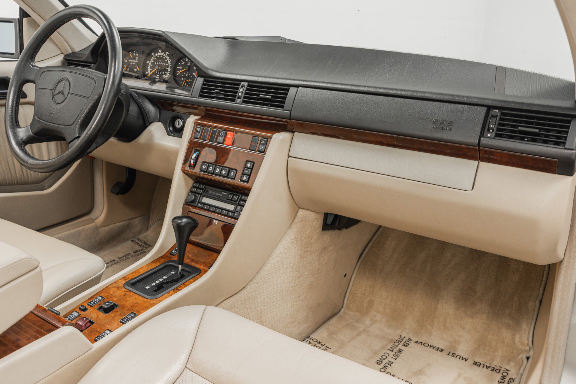 Used 1995 Mercedes-Benz E 320 Convertible image 16