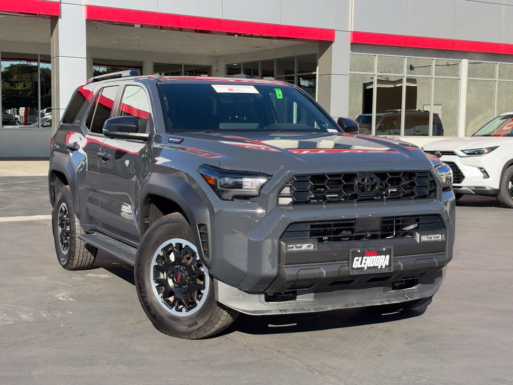 Certified 2026 Toyota 4Runner TRD Off-Road Premium AWD/4WD image 2