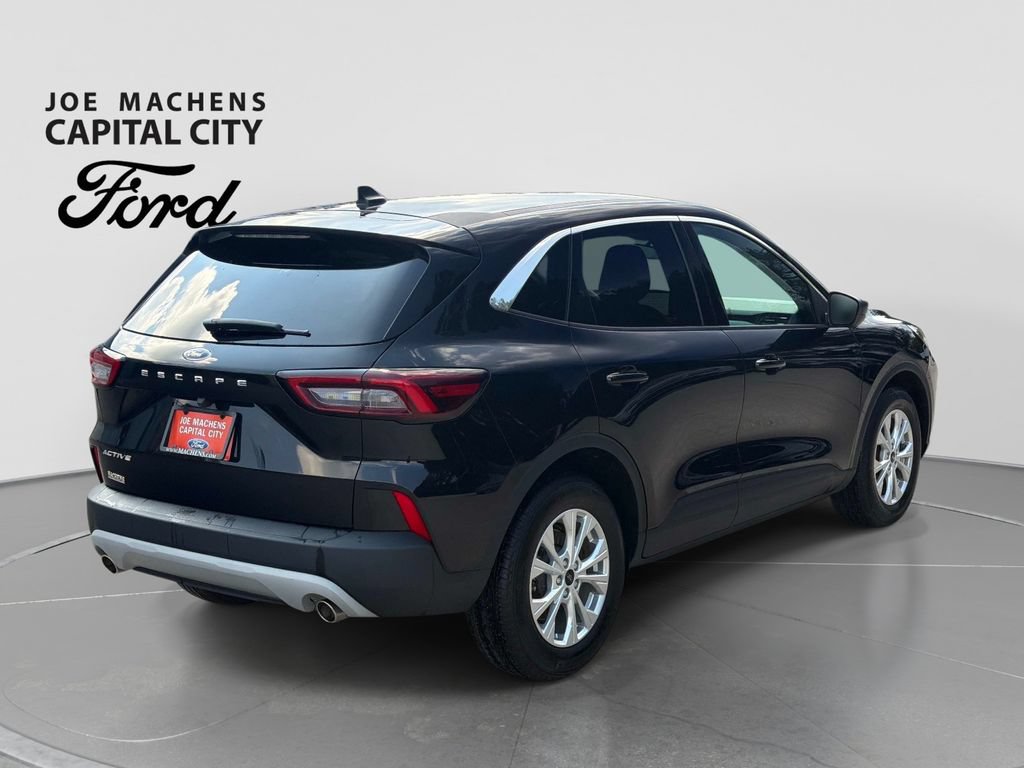 Used 2023 Ford Escape Active FWD image 5