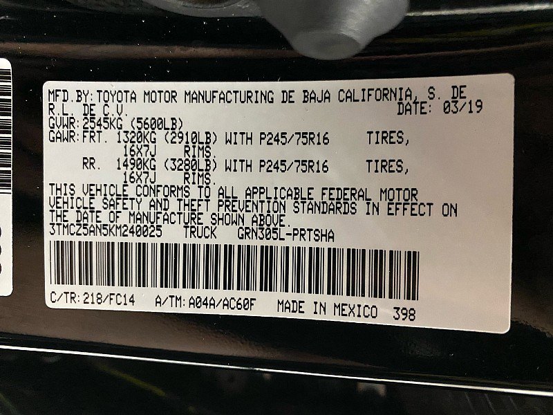 Used 2019 Toyota Tacoma SR5 AWD/4WD image 28