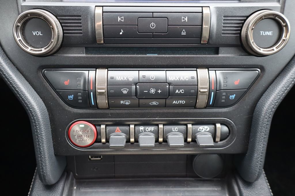 Used 2020 Ford Mustang Shelby GT350 w/ Technology Package image 9