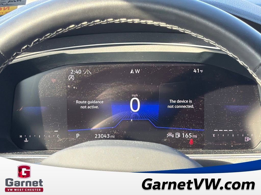 Certified 2024 Volkswagen Tiguan SE w/ Panoramic Sunroof Package image 13