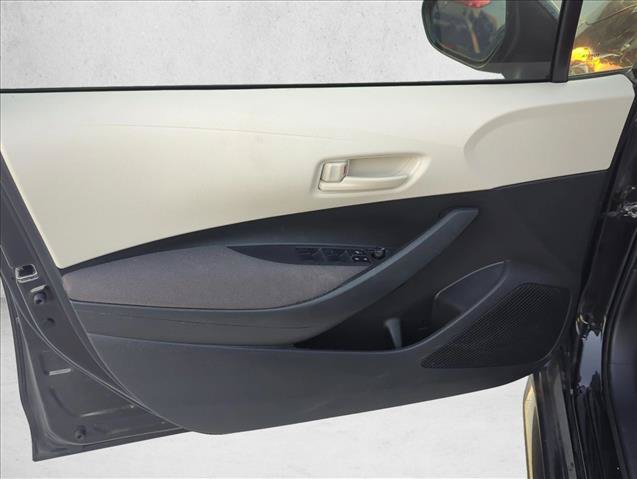 Certified 2022 Toyota Corolla LE FWD image 6