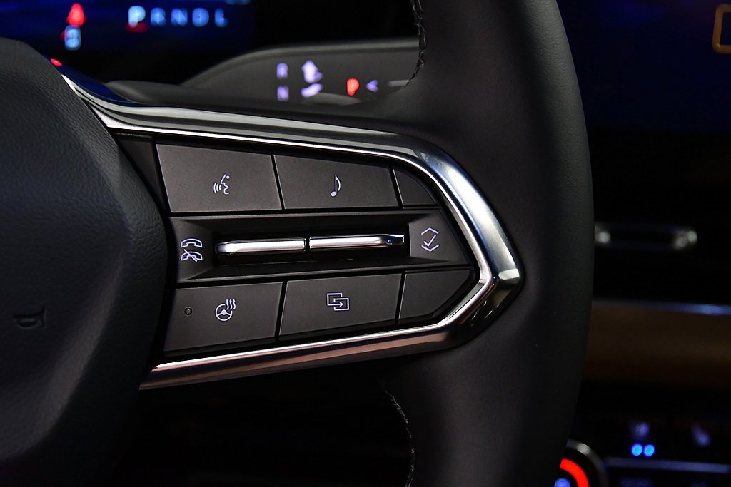 New 2026 Chevrolet Equinox ACTIV w/ Convenience Package III image 20