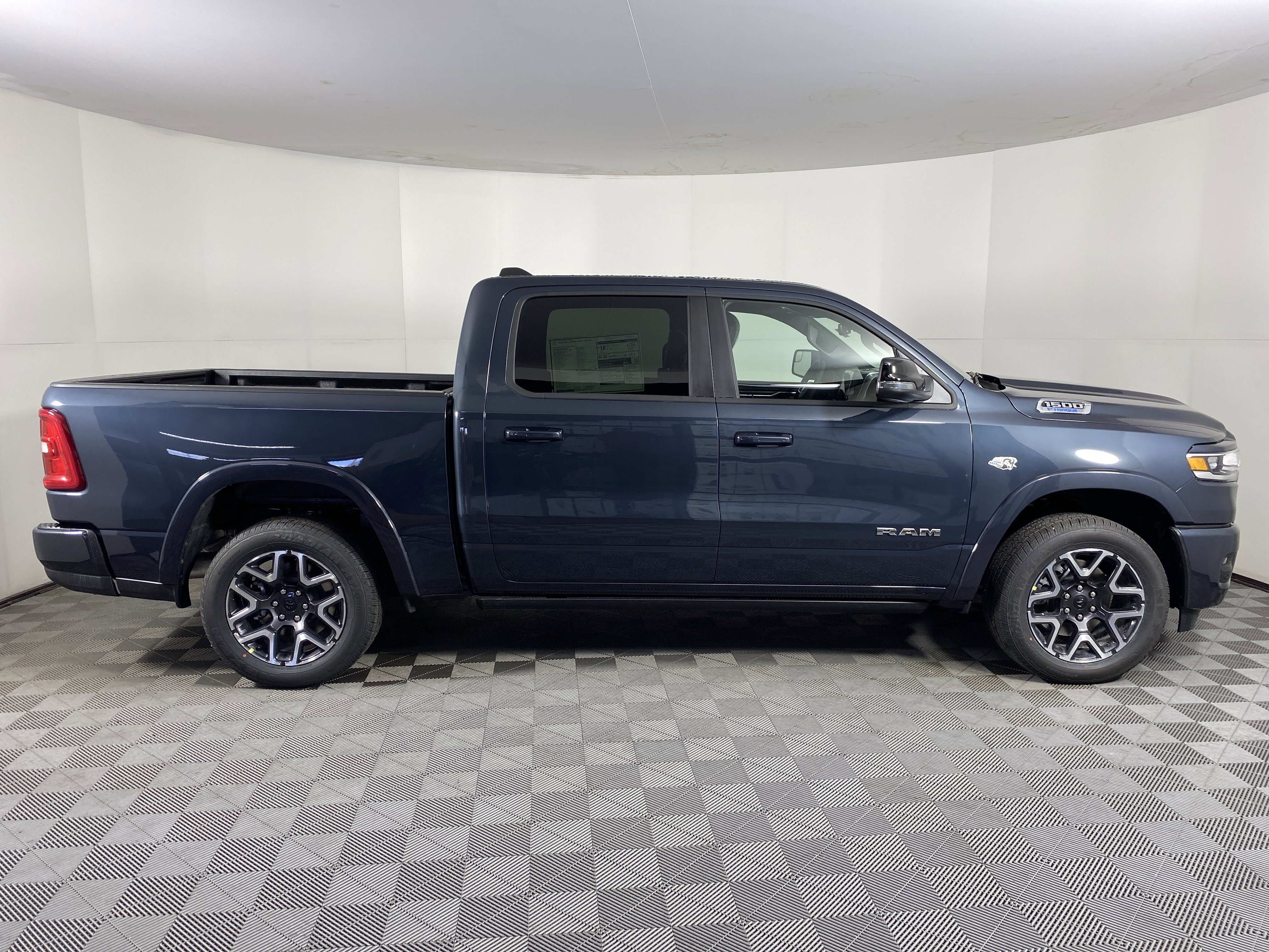 New 2026 RAM 1500 Laramie w/ Laramie Preferred Package image 7