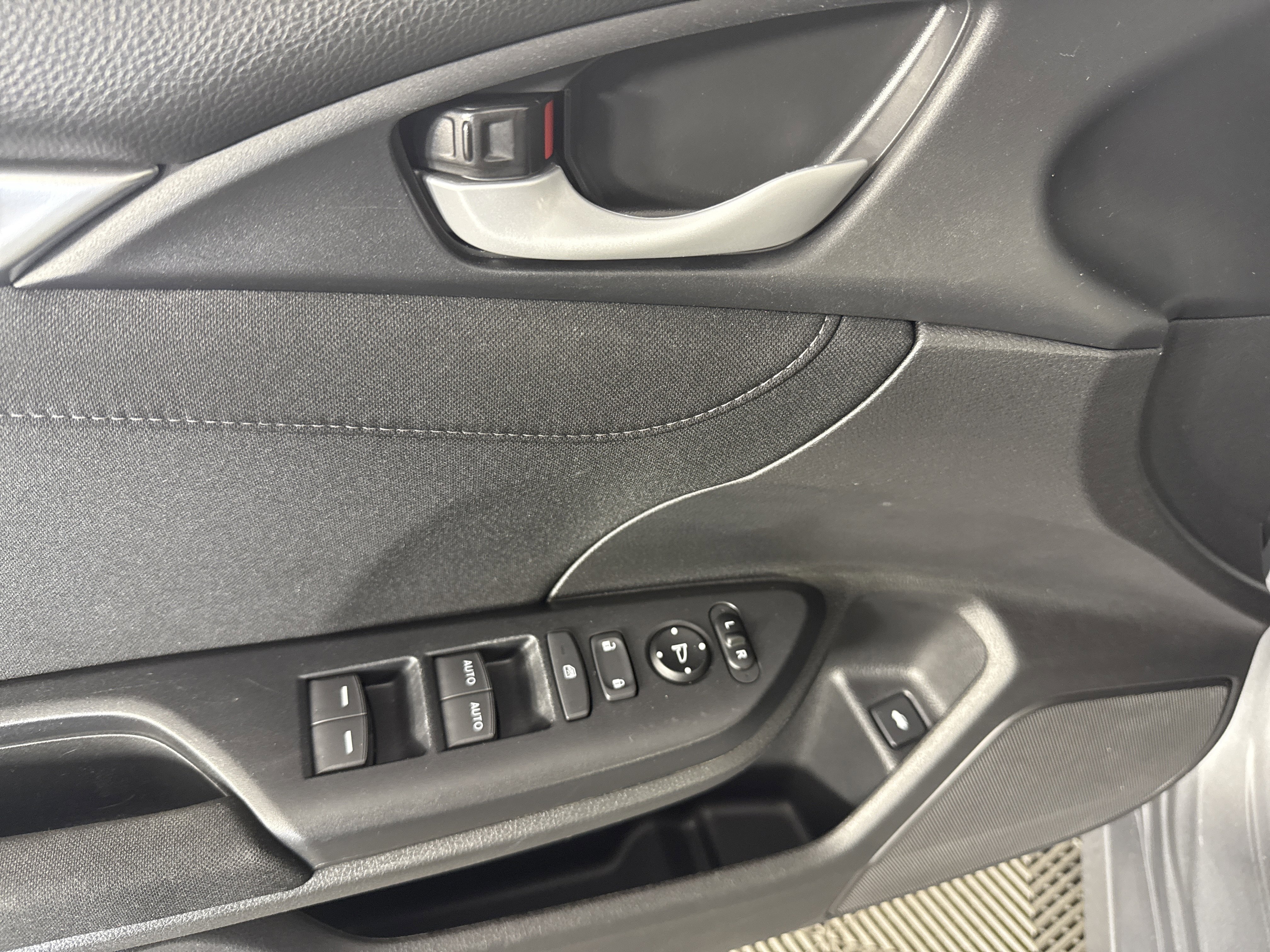 Certified 2019 Honda Civic EX image 14