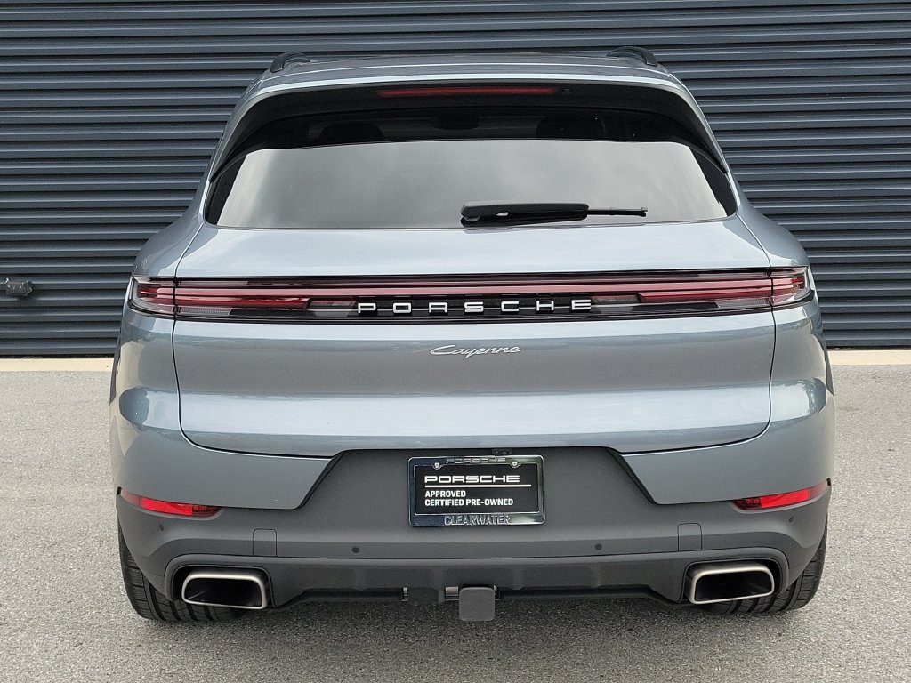 Certified 2026 Porsche Cayenne AWD/4WD image 6