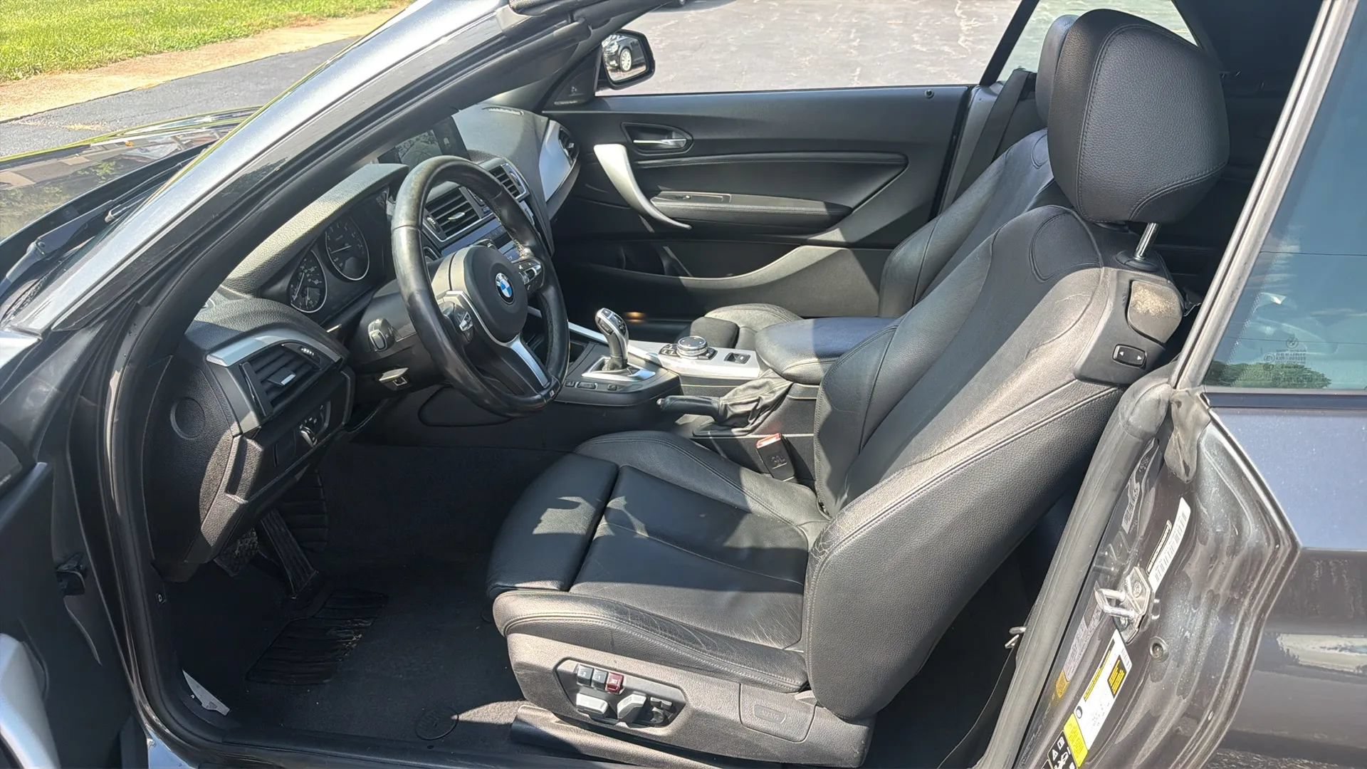 Used 2016 BMW M235i xDrive Convertible AWD/4WD image 17