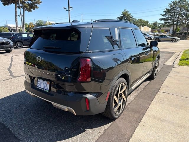 Certified 2025 MINI Cooper Countryman SE w/ Comfort Package Max AWD/4WD image 6