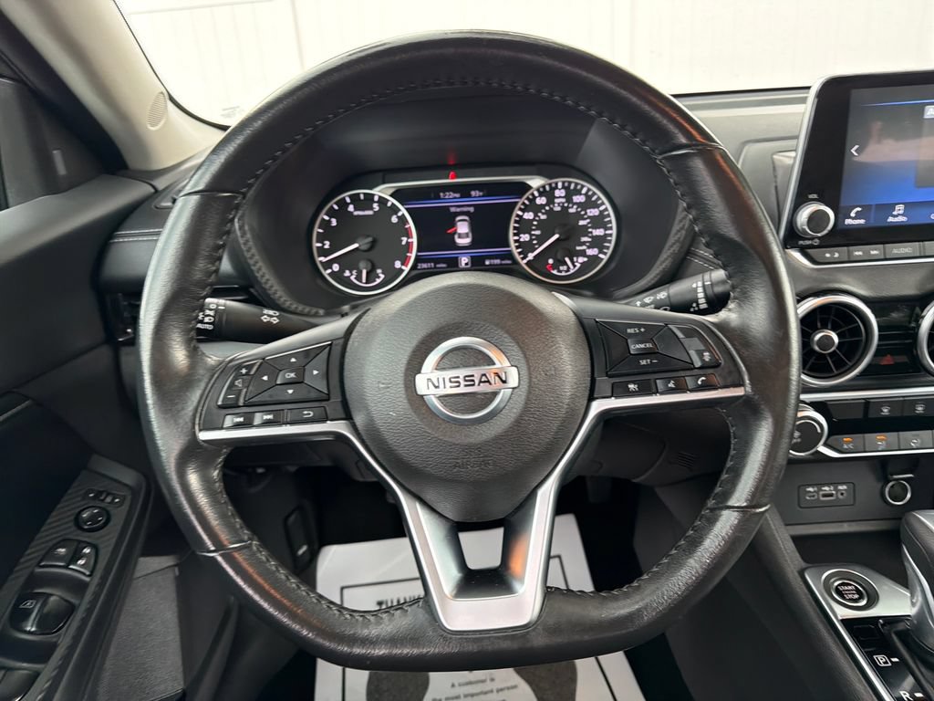 Used 2022 Nissan Sentra SV FWD image 16