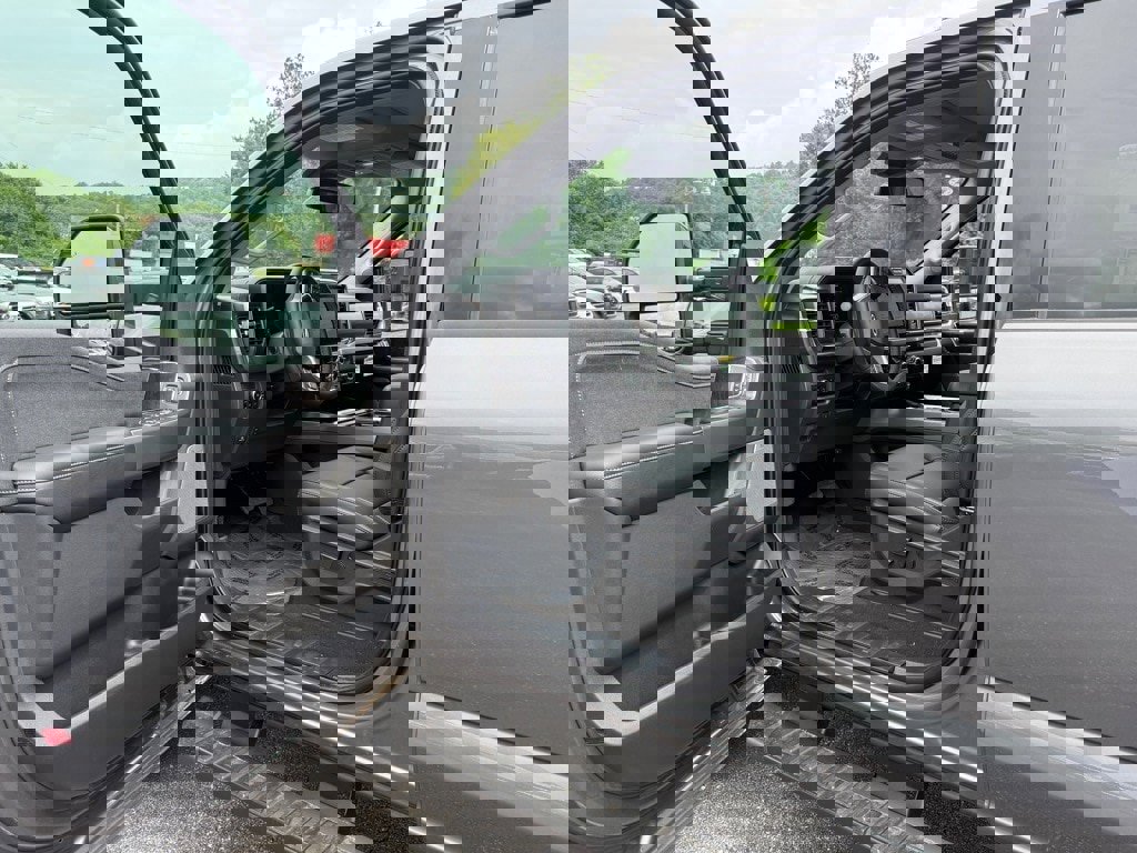 New 2025 Ford F250 Lariat w/ Lariat Ultimate Package image 16