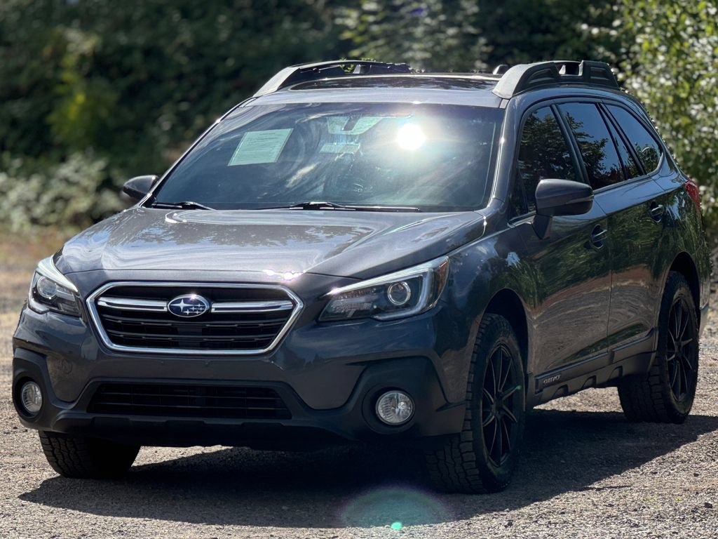 Used 2019 Subaru Outback 3.6R Limited AWD/4WD image 3