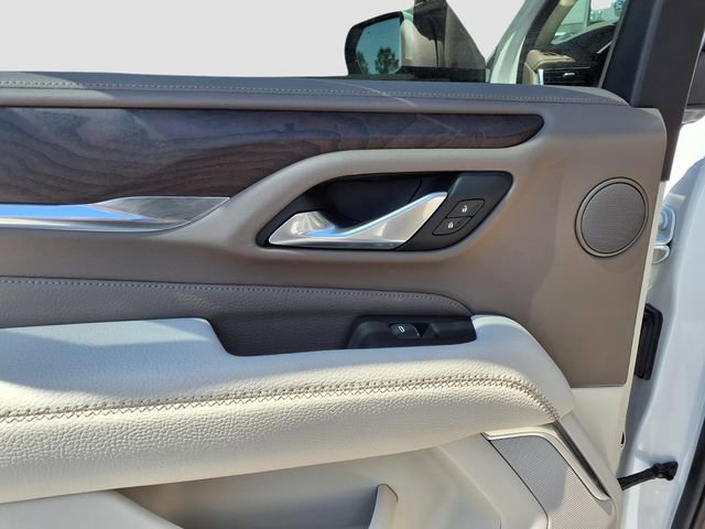 Used 2023 GMC Yukon XL Denali AWD/4WD image 8